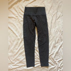 Aerie offline Hugger Leggings Small Short